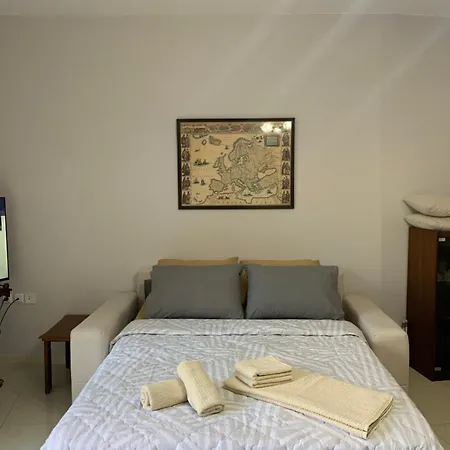 Aria Apartment *
